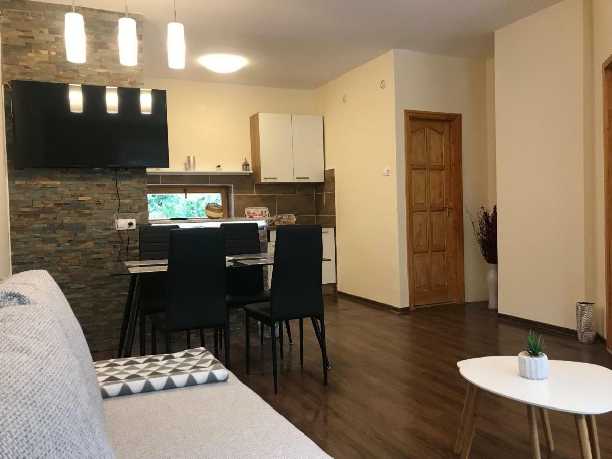 Candy Apartman Keszthely Esterno foto
