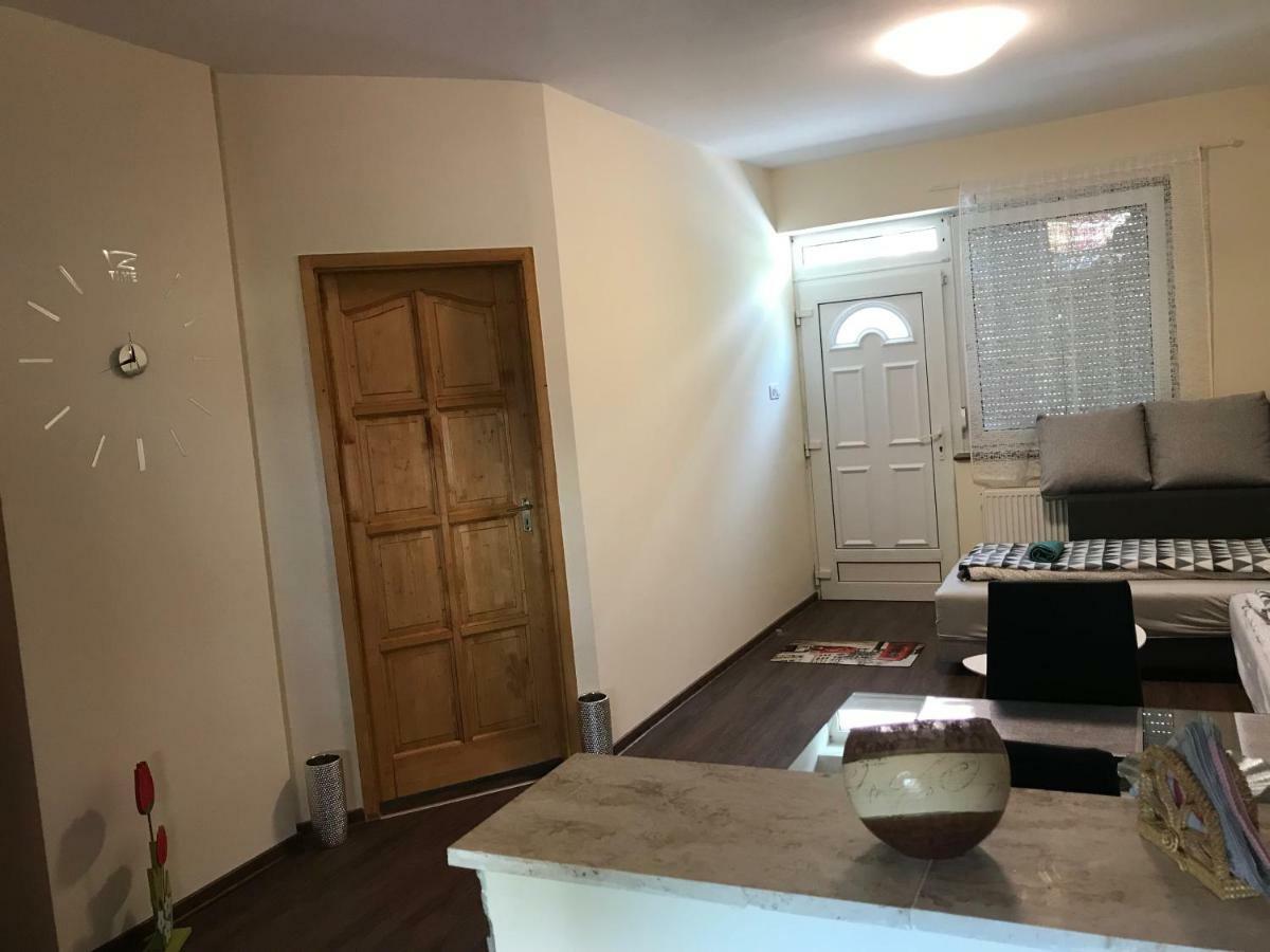Candy Apartman Keszthely Esterno foto